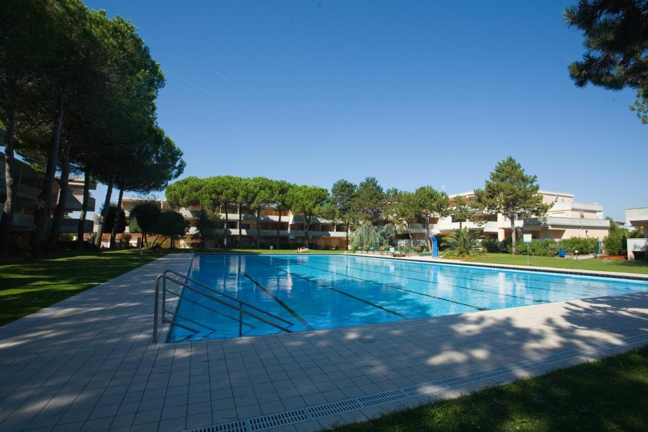 Solarium/Piscina Villa Bibione Eksteriør bilde
