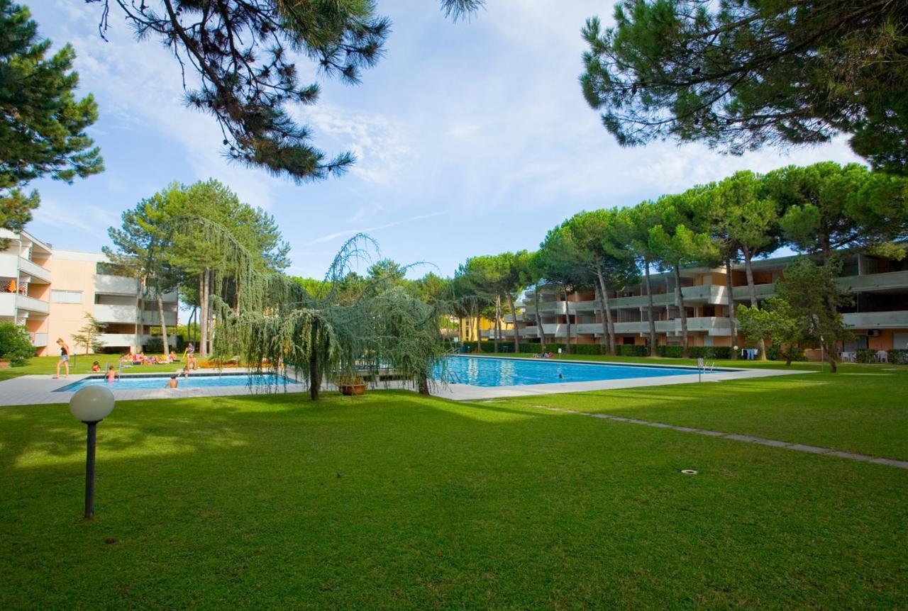 Solarium/Piscina Villa Bibione Eksteriør bilde