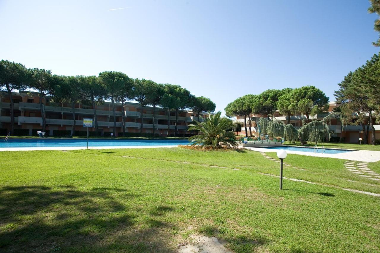 Solarium/Piscina Villa Bibione Eksteriør bilde